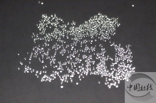 岱山金属表面处理厂喷砂玻璃微珠清理